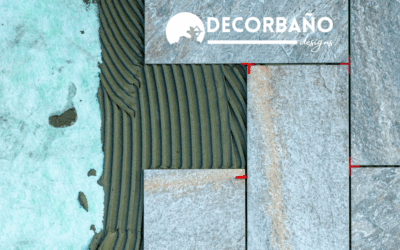 Soluciones antideslizantes para suelos de ducha seguro